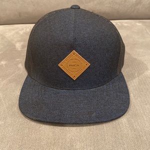 Rvca hat